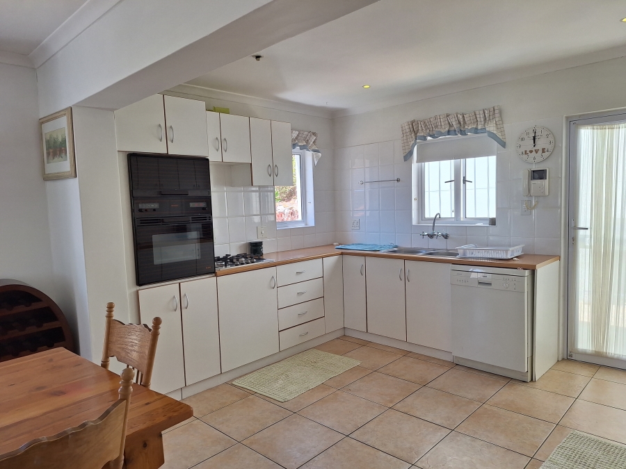 To Let 3 Bedroom Property for Rent in Fish Hoek Western Cape